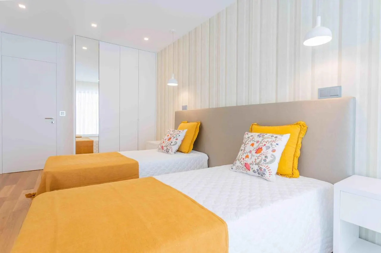 Modern 2 Bedroom Flat In Condo With Swimming Pool Apartamento