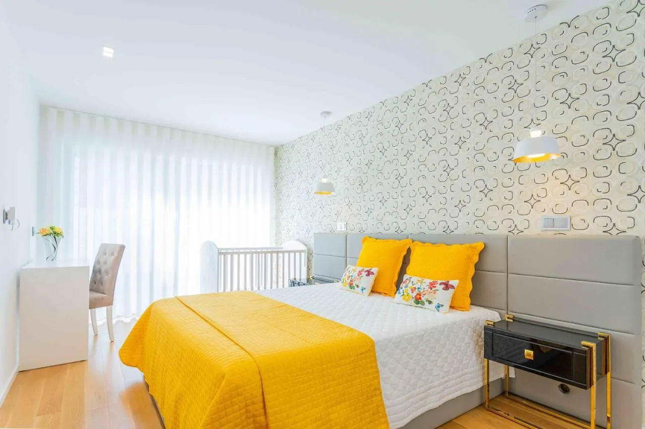 Modern 2 Bedroom Flat In Condo With Swimming Pool Funchal (Madeira)